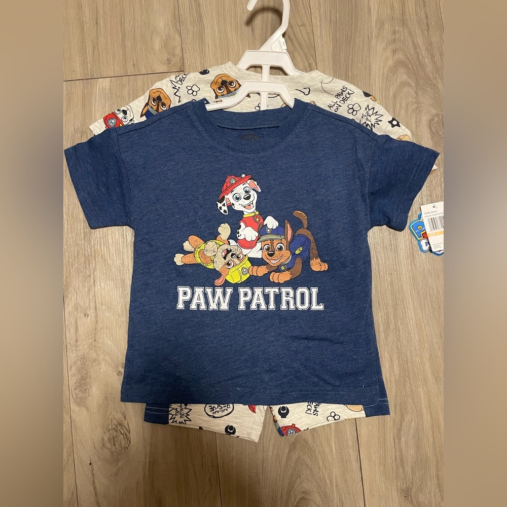 Paw Patrol 3 piece set, NWT, size 4T, 2 shirts and a pair of shorts